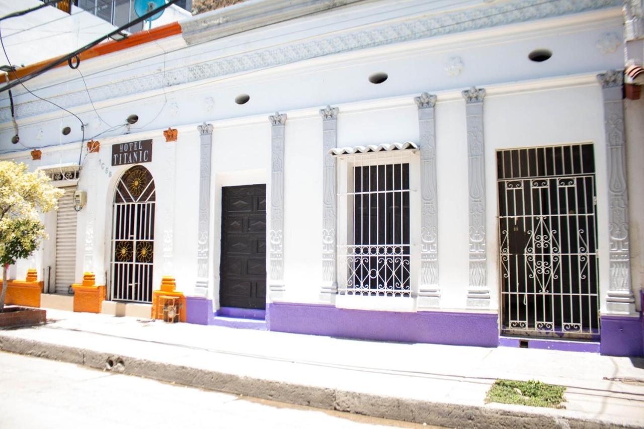 Hotel Titanic Inn Santa Marta  Kültér fotó
